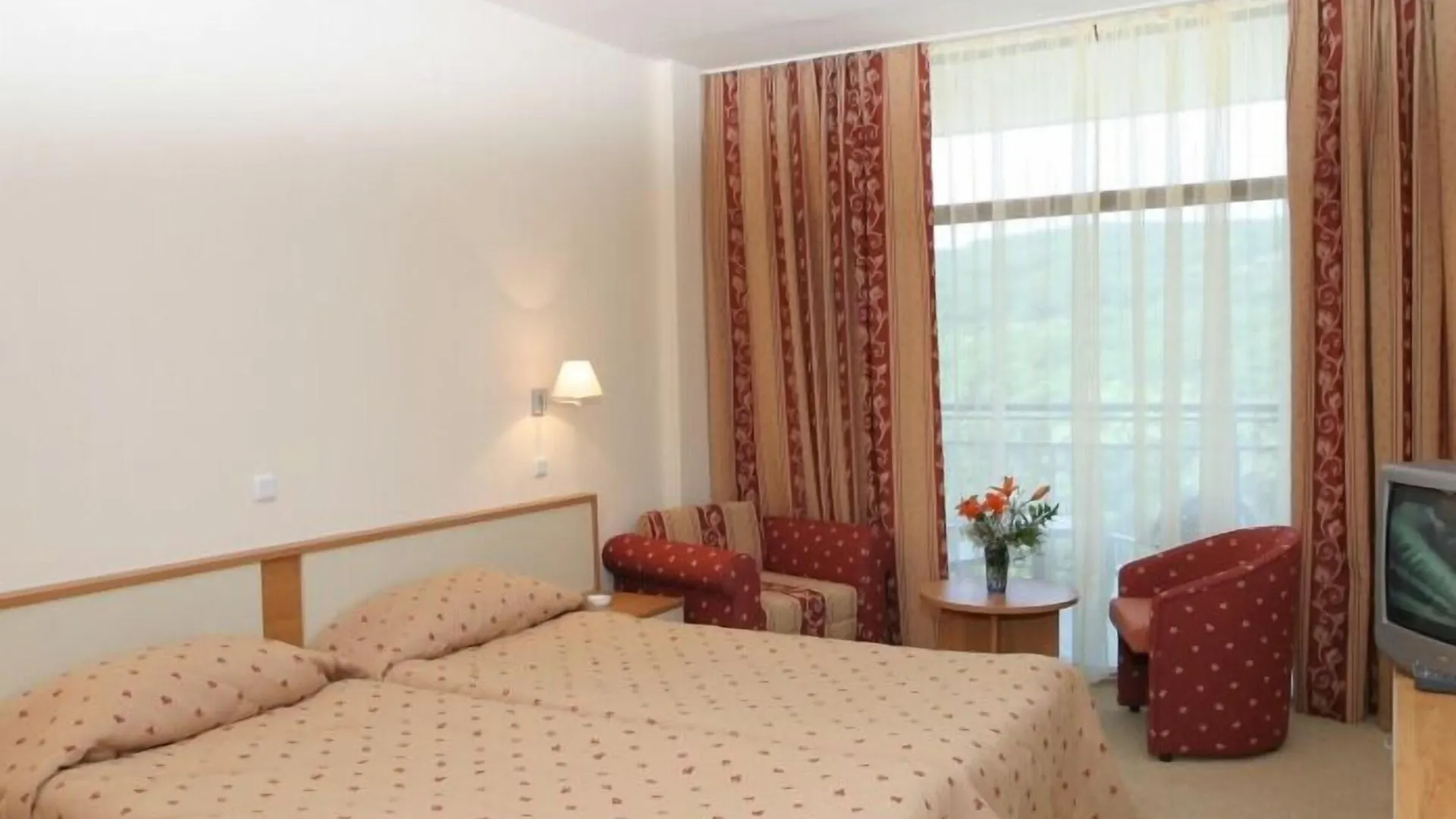 Helios Spa Hotel Golden Sands 4*,
